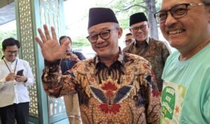 Wisuda Sekolah Boleh Asal Tak Memberatkan