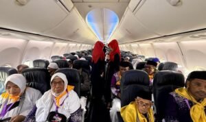 Lion Air Terbangkan 1.134 Calon Haji dari Ternate ke Makassar