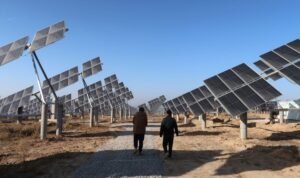 Sinyal Bisnis 2025 dari Pabrikan China