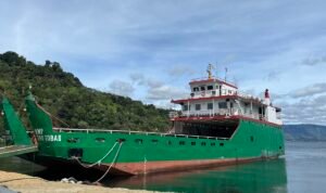 Harga Tiket Kapal ke Pulau Samosir