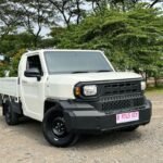 Desain Toyota Hilux Rangga Berbasis Konsep IMV-0