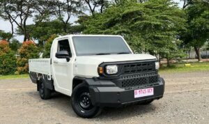 Desain Toyota Hilux Rangga Berbasis Konsep IMV-0