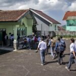 Kontroversi Jam Malam Pelajar Dedi Mulyadi