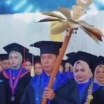 Viral Wisuda SMK Purwokerto Mirip Universitas