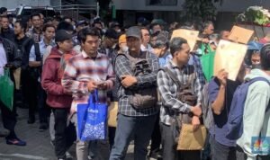 Fenomena Sarjana Beralih Jadi Ojol Mengapa Bisa Terjadi